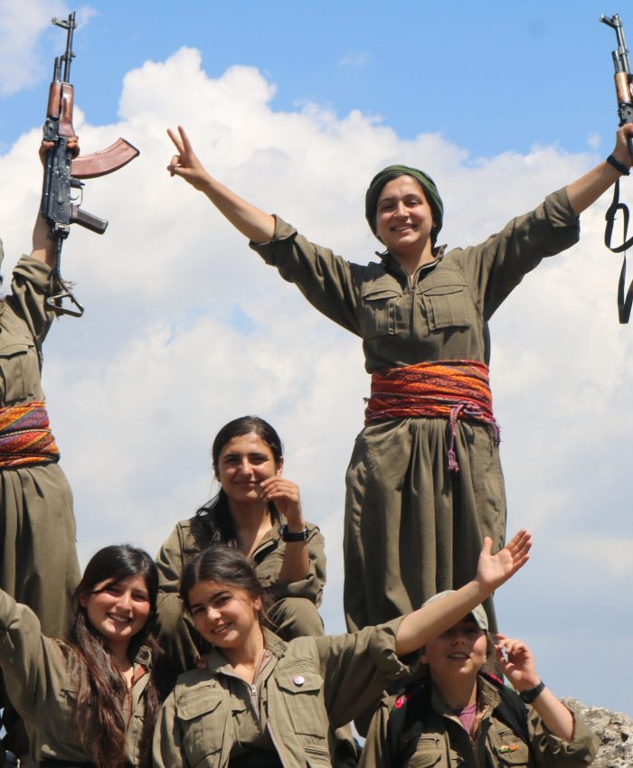 ELİM KOLUM BAĞLI NE YAPABİLİRİM Kİ DİYENLERE